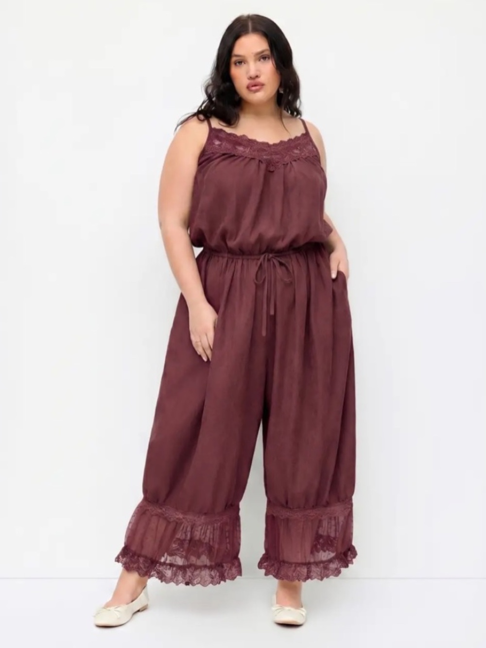 NWT WINE LACE TRIM DRAWSTRING CAPRI BLOOMER JUMPSUIT